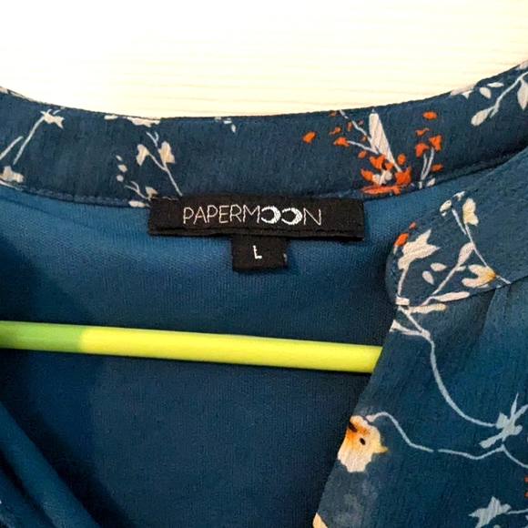 Papermoon Pleated Floral Top - Picture 3 of 3